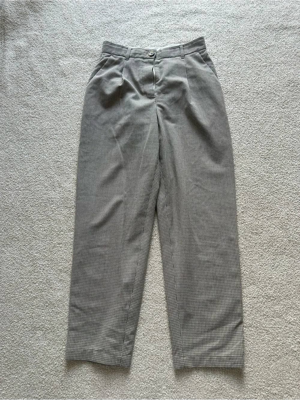 Aritzia Little Moon High-Waisted Pant